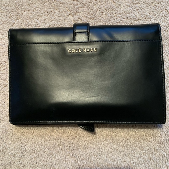 Cole Haan Handbags - Cole Haan clutch